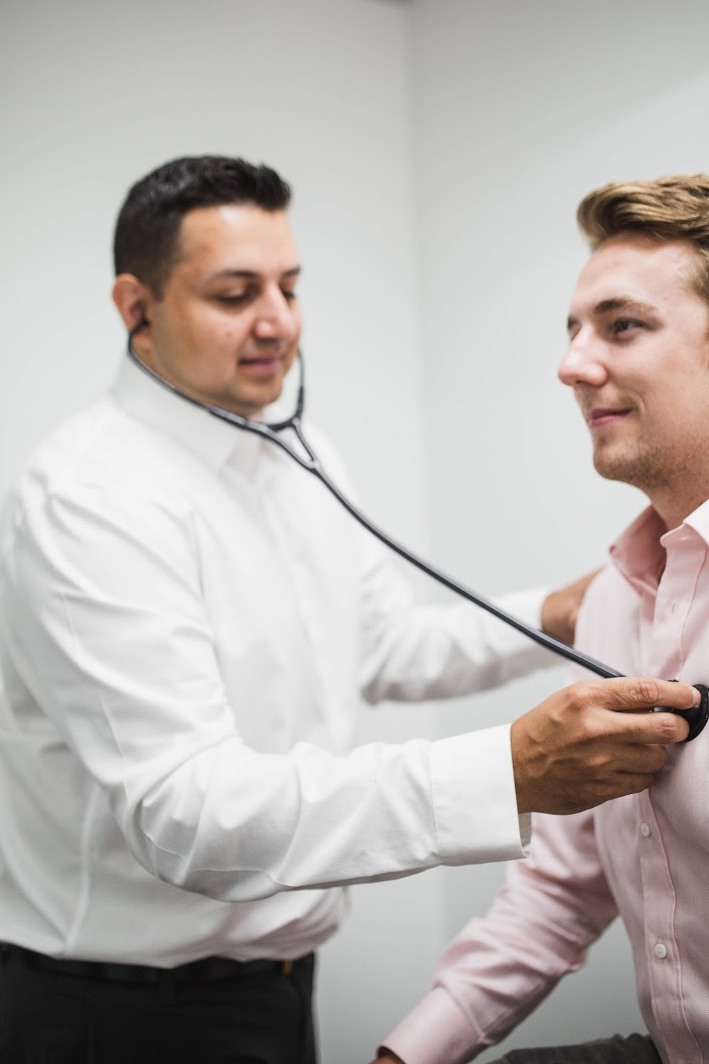 Surlang Medical Clinic | 19475 Fraser Hwy #106, Surrey, BC V3S 6K7, Canada | Phone: (604) 533-5051