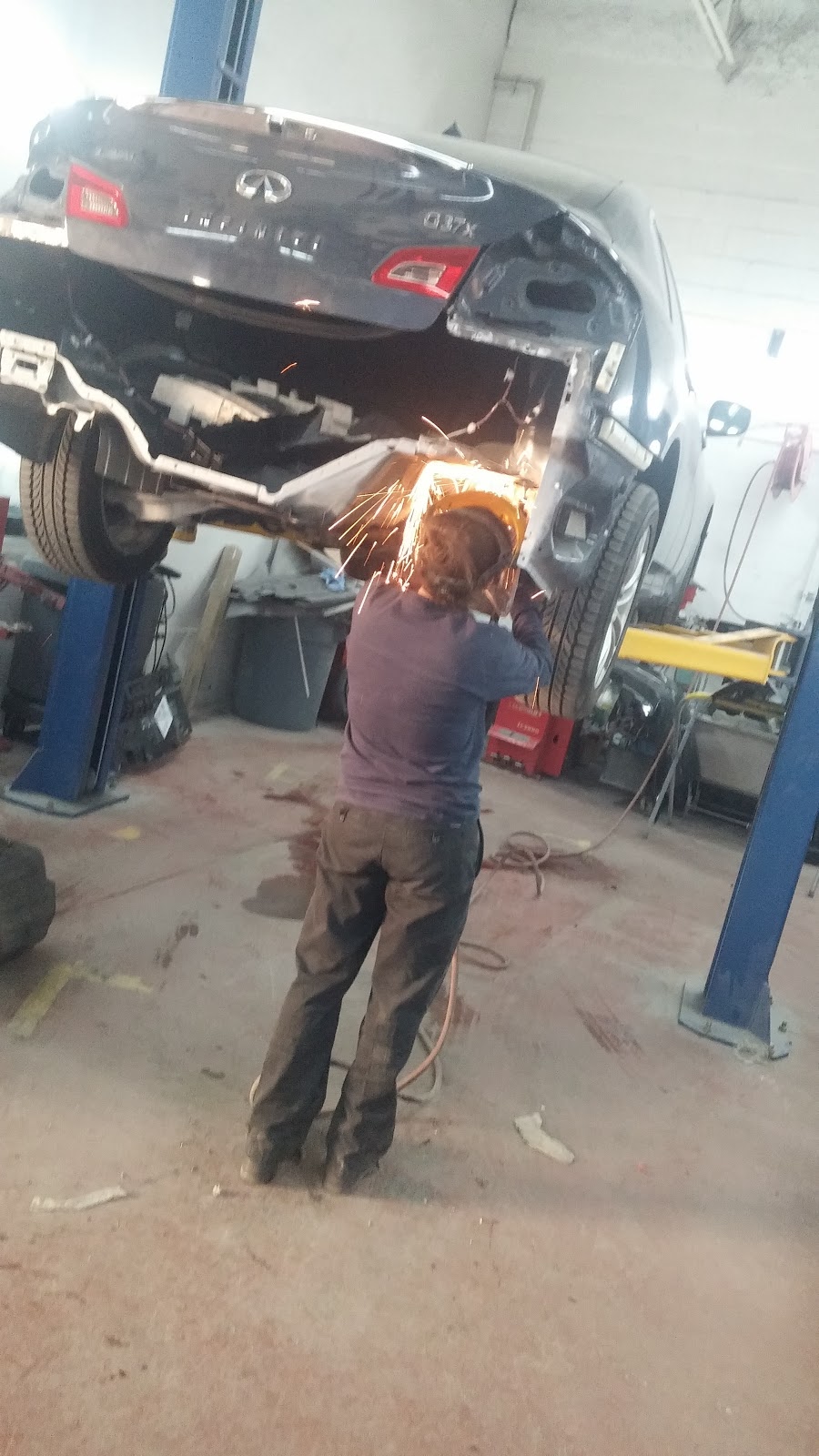 FIX AUTO HENRI-BOURASSA EST | 10795 Rue Pascal-Gagnon, Montréal-Nord, QC H1P 1Z9, Canada | Phone: (514) 324-2020