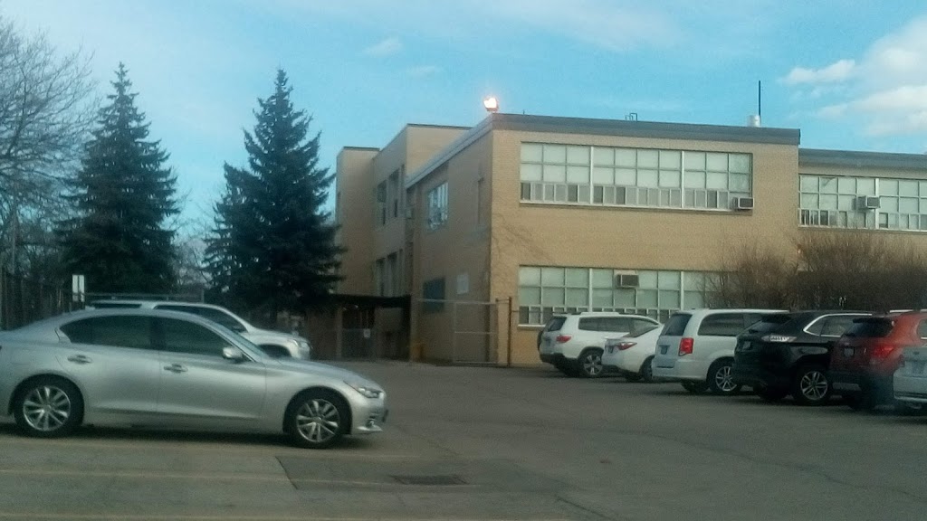 St. Francis Xavier Catholic Elementary School | 298 Hamilton Regional Rd 8, Stoney Creek, ON L8G 1E6, Canada | Phone: (905) 523-2333
