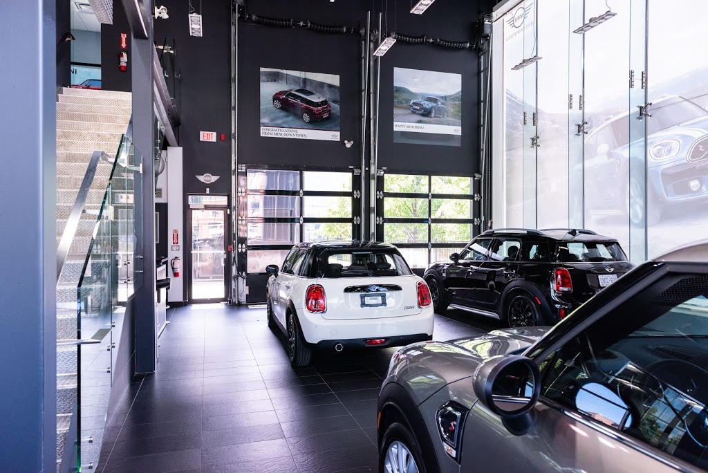 MINI Toronto | 20 Sunlight Park Rd, Toronto, ON M4M 1B5, Canada | Phone: (416) 623-6464