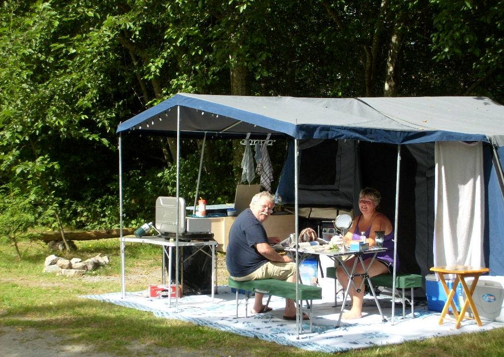 SunLund RV Park & Cabins | 1496 Murray Rd, Lund, BC V0N 2G0, Canada | Phone: (604) 483-9220