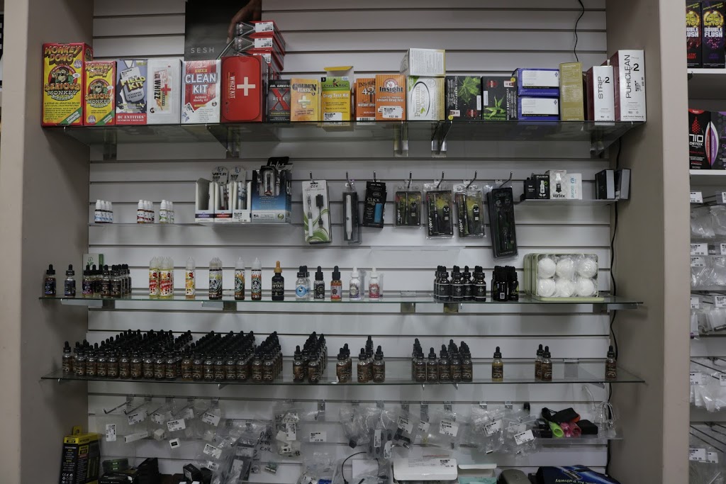 Smokers Hut | 2650 36 St SE, Calgary, AB T2B 0Y3, Canada | Phone: (403) 569-1300