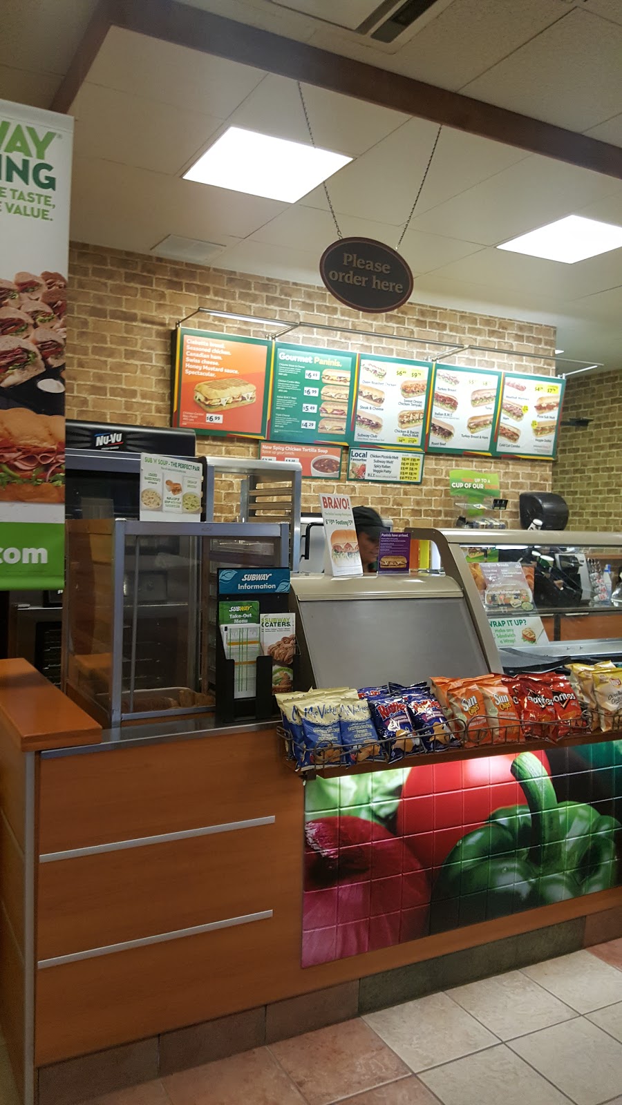 Subway | 515 Harvey Ave, Kelowna, BC V1Y 1R2, Canada | Phone: (250) 862-3122