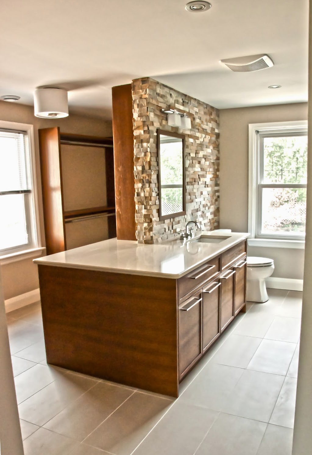 Paramount Craftsmen | 244 Woolwich St S #6a, Breslau, ON N0B 1M0, Canada | Phone: (519) 501-4420