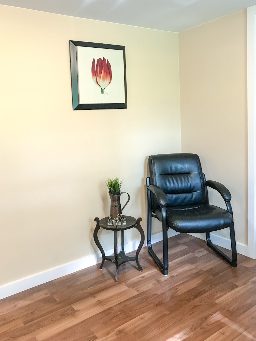 MvK Health - Mieke vanKippersluis DipOMP, RMT | 42 Albert St #3537, Windsor, NS B0N 2T0, Canada | Phone: (902) 790-3962