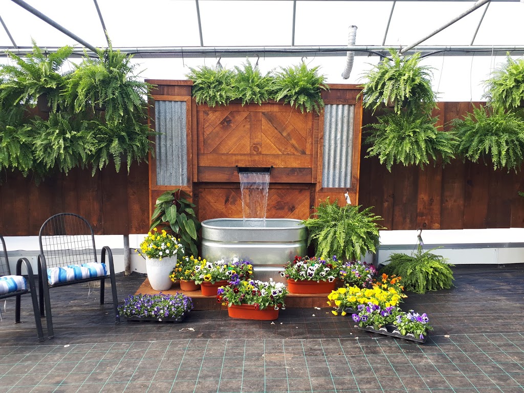 Lucan Country Gardens | 34603 Richmond St, Lucan, ON N0M 2J0, Canada | Phone: (519) 227-1716