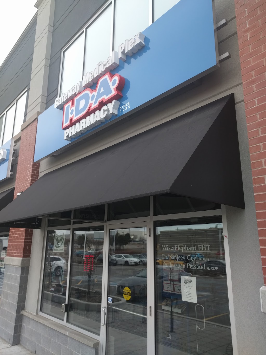 I.D.A. - Gateway Medical Plex Pharmacy | 25 Gateway Blvd unit 3-4, Brampton, ON L6T 0H8, Canada | Phone: (905) 799-0032