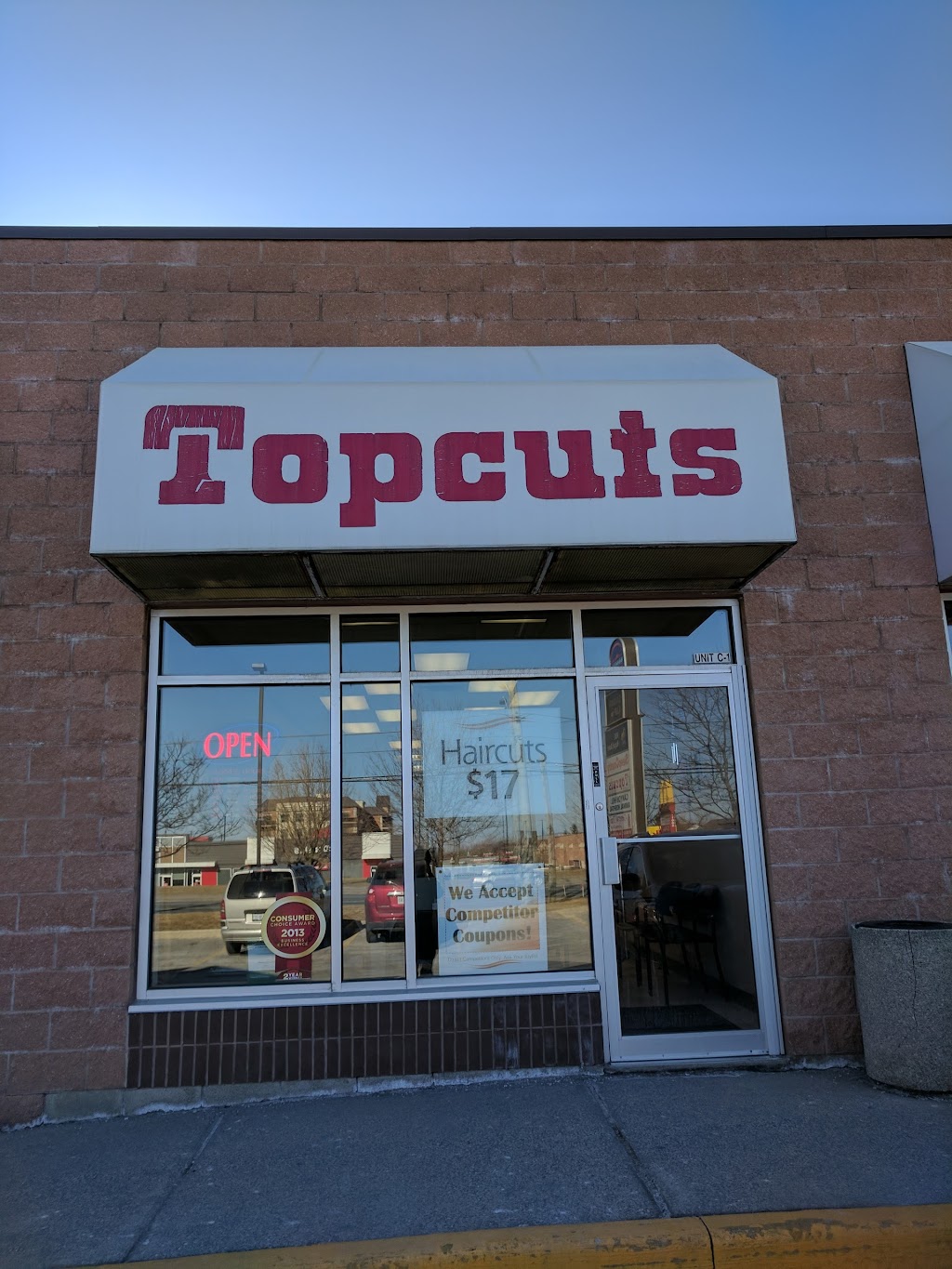 Topcuts | 11000 Yonge St, Richmond Hill, ON L4C 3E4, Canada | Phone: (905) 770-0300