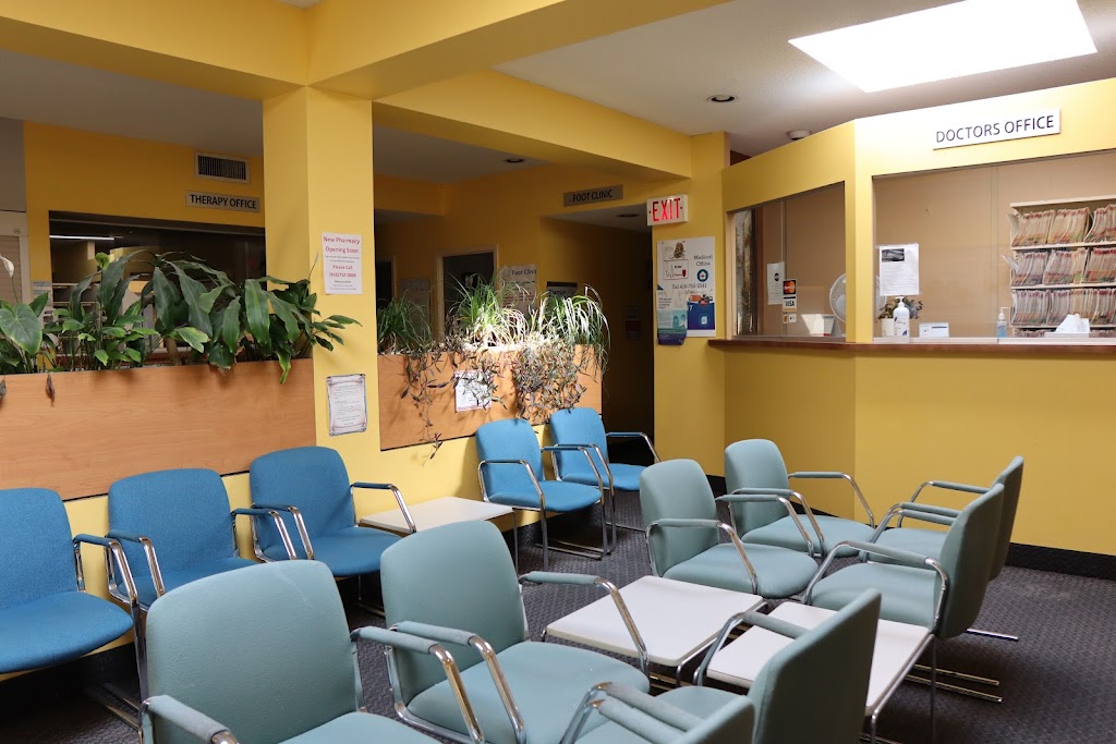 Surrey Victoria Park Pharmacy | 1703 Victoria Park Ave, Scarborough, ON M1R 1R9, Canada | Phone: (416) 285-6608