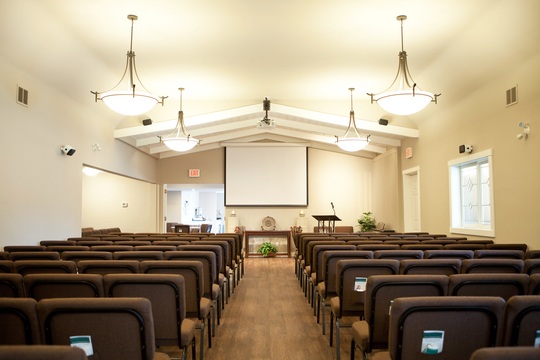 Hendersons Langley Funeral Home | 20786 Fraser Hwy, Langley City, BC V3A 4G6, Canada | Phone: (604) 530-6488