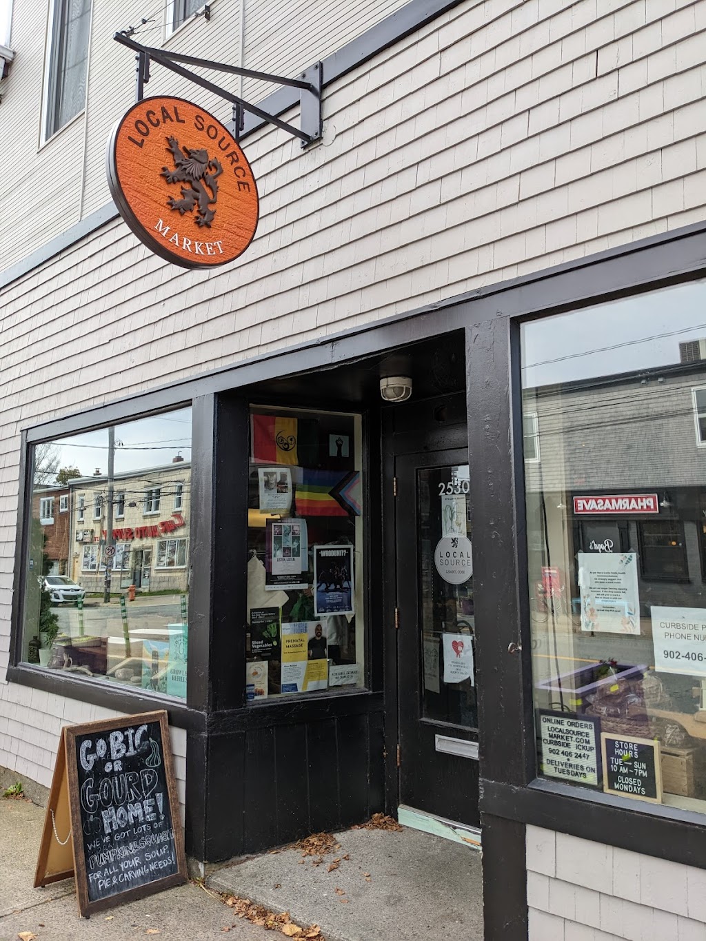 Local Source Market | 2530 Agricola St, Halifax, NS B3K 4C5, Canada | Phone: (902) 406-0757