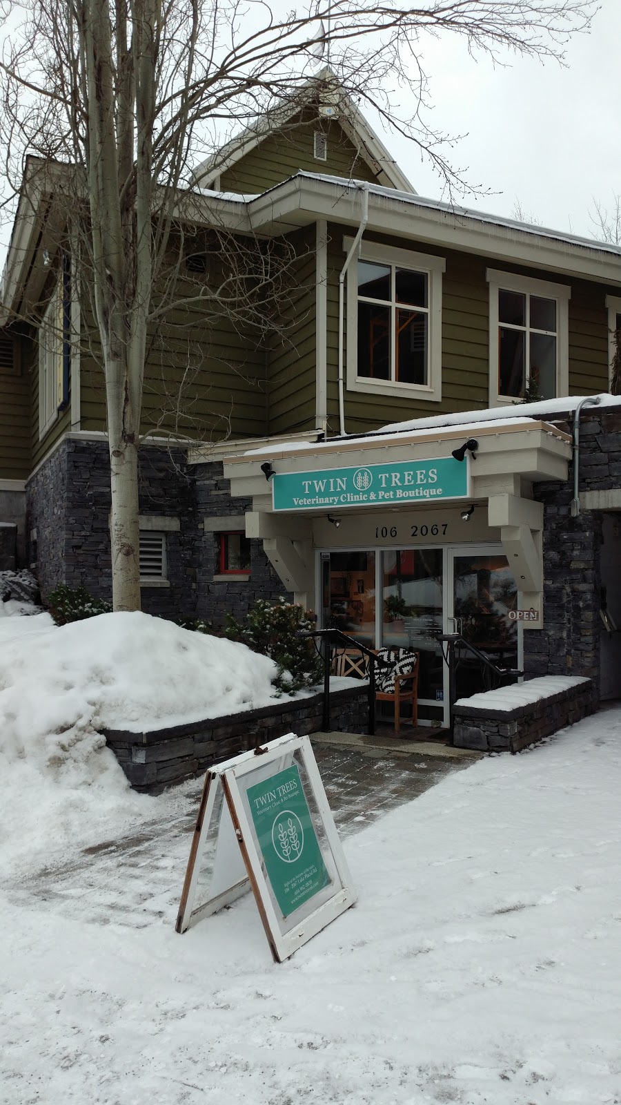 Twin Trees Veterinary Clinic | 106-2067 Lake Placid Rd, Whistler, BC V0N 1B2, Canada | Phone: (604) 962-0838