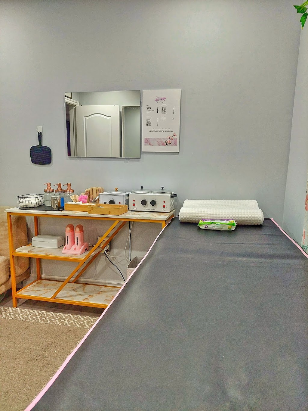Sharmis Beauty Salon | 4291 Village  Centre Court  Mississauga L4Z 1S2 | Phone: (647) 581-0202