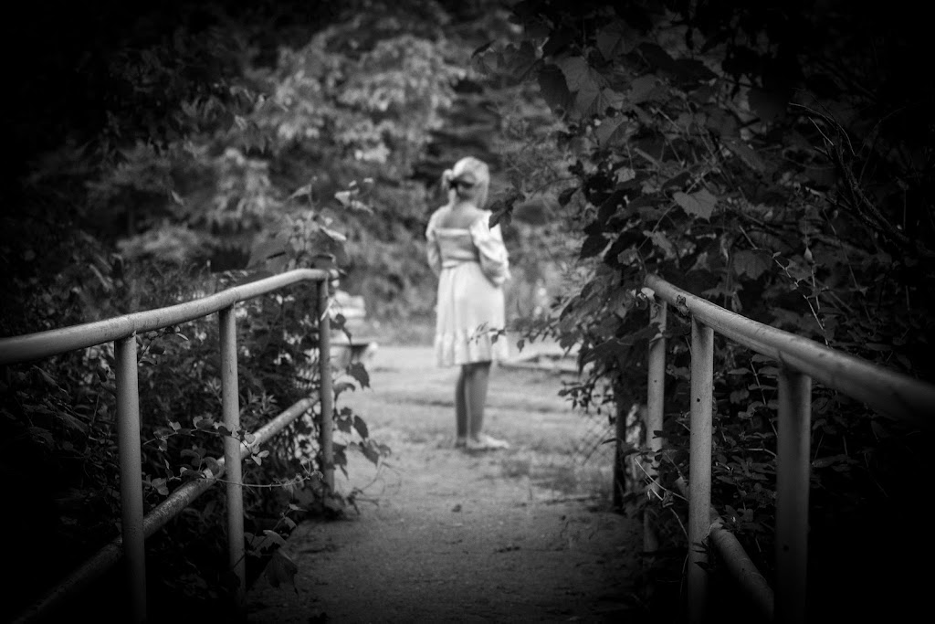 Twin Flame Photography | 711 Pond Mills Rd, London, ON N5Z 4Y9, Canada | Phone: (226) 977-7379