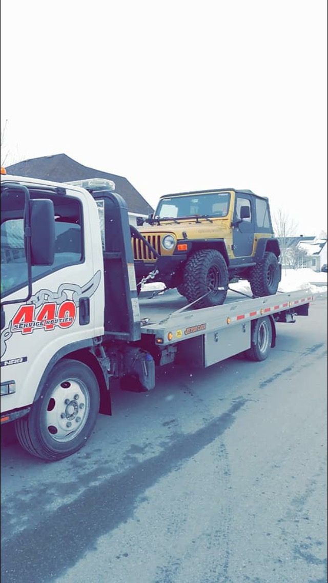 Remorquage 440 | 3845 Rue Georges Corbeil, Terrebonne, QC J6X 4J5, Canada | Phone: (450) 477-7070