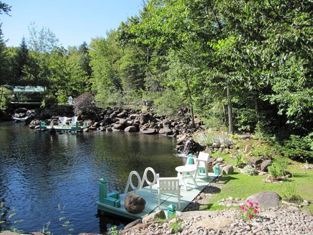 La Chaumière des Tourelles Gite & Chalets | 1128 Rang du Moulin, Saint-Alexis-des-Monts, QC J0K 1V0, Canada | Phone: (819) 265-2248