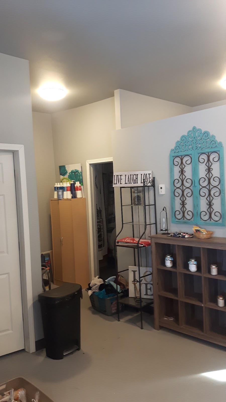 Cutting Edge Hair Salon | 106 White Earth St, Smoky Lake, AB T0A 3C0, Canada | Phone: (780) 656-4205