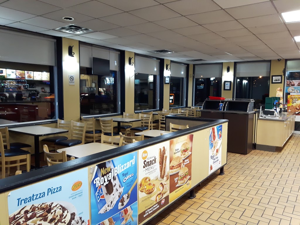 Dairy Queen | 672 Topsail Rd, St. Johns, NL A1E 2E2, Canada | Phone: (709) 368-2671