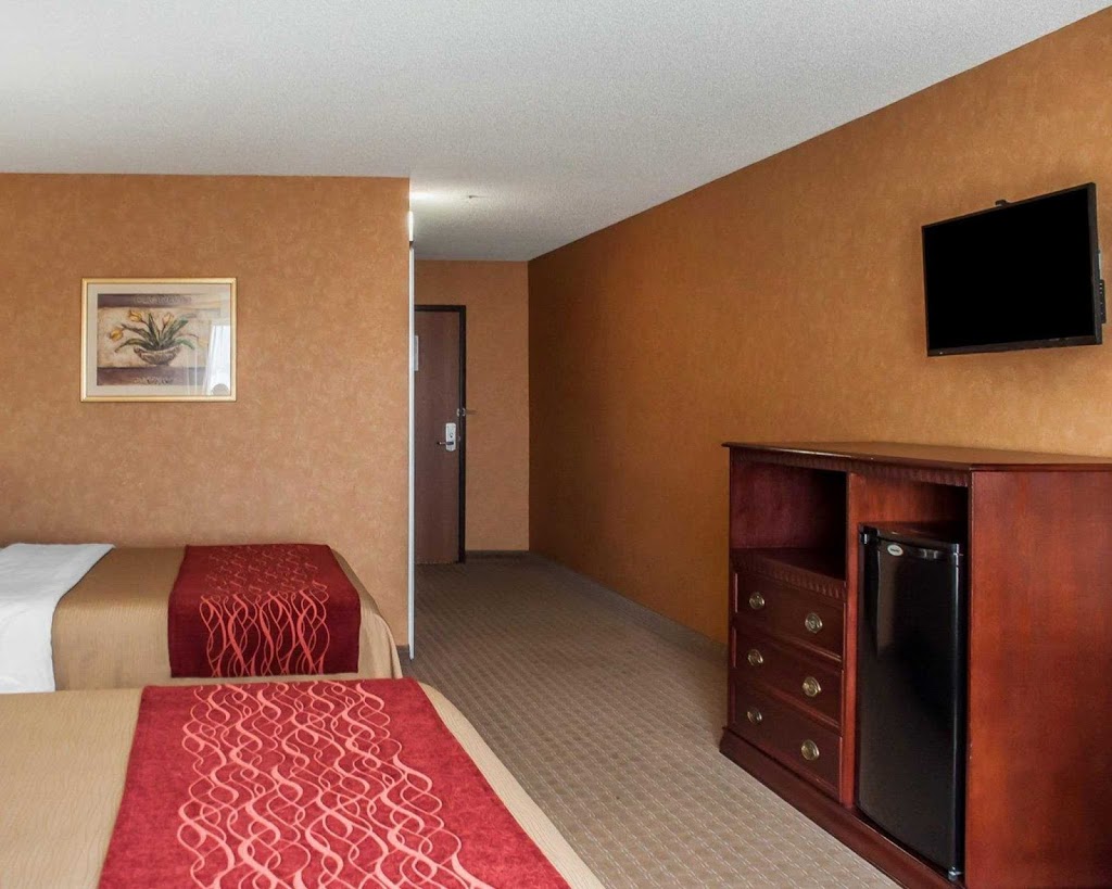 Comfort Inn Near Walden Galleria Mall | 475 Dingens St, Cheektowaga, NY 14206, USA | Phone: (716) 559-1512