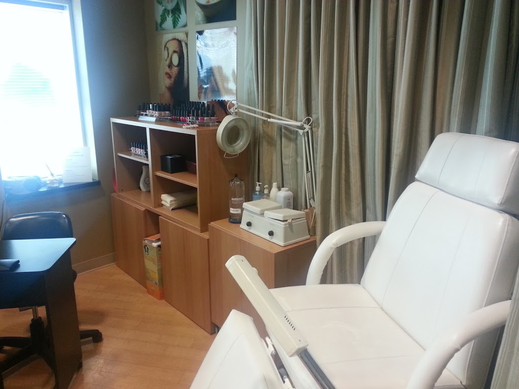 Crossfire Spa | 421 S Service Rd, Grimsby, ON L3M, Canada | Phone: (905) 945-9606