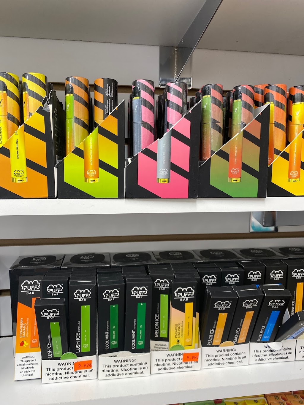 A+vape shop | 68 Wellington St, Port Hope, ON L1A 4H7, Canada | Phone: (905) 885-1465
