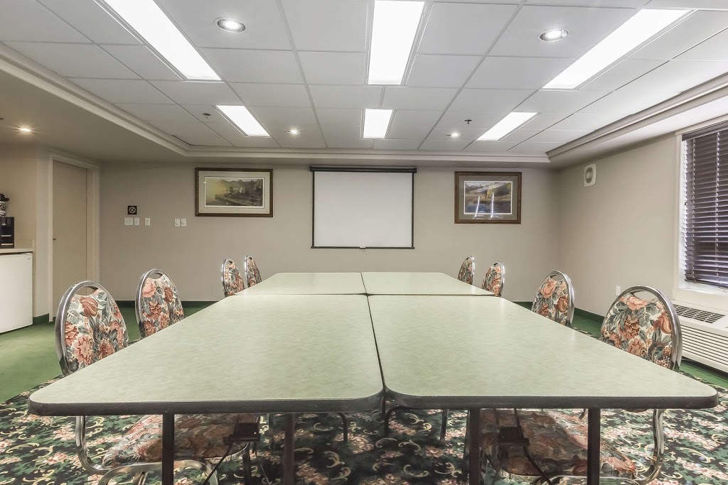 Comfort Inn & Suites | 155 Thatcher Dr W, Moose Jaw, SK S6J 1M1, Canada | Phone: (306) 692-2100