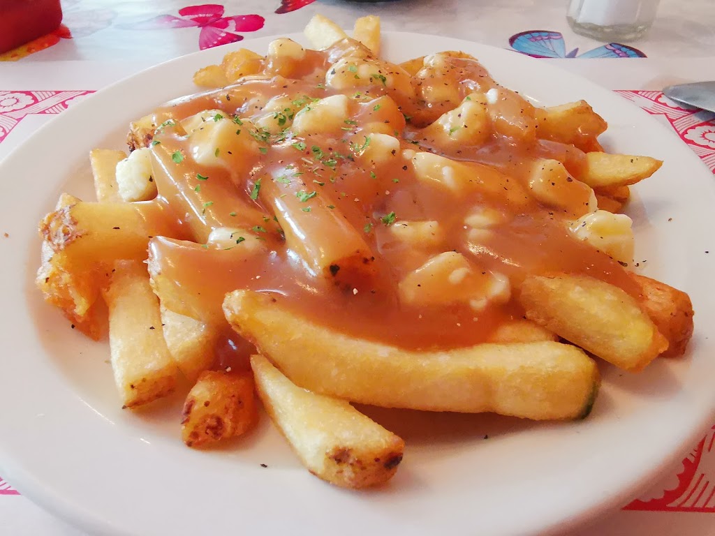 Casse-Croute Sue-Ellen | 408 Route 105, Kazabazua, QC J0X 1X0, Canada | Phone: (819) 467-3110