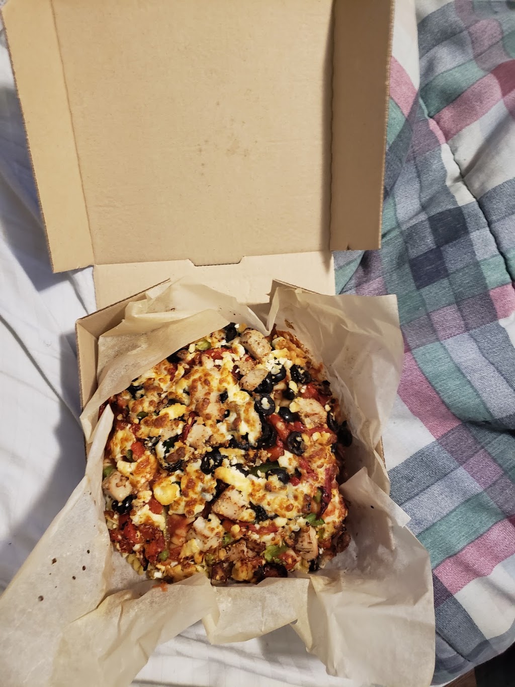 Pizza Hut | 133 Weber St N, Waterloo, ON N2J 3G9, Canada | Phone: (519) 746-7401