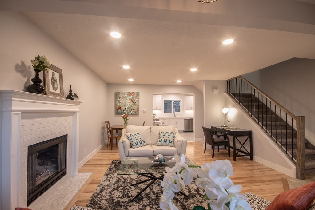 Mitch Thompson Realty | 105-11500 29 St SE, Calgary, AB T2Z 3W9, Canada | Phone: (587) 998-8462