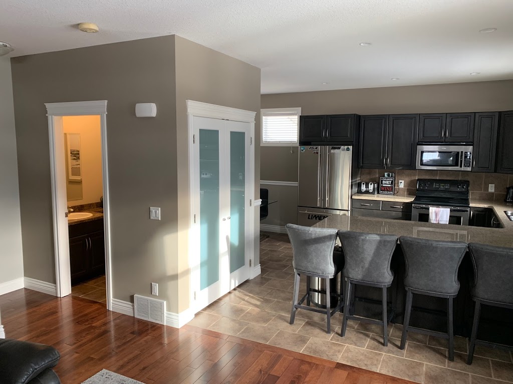Sledders Paradise: Vacation Home & Condo Rentals | 500 Old Spallumcheen Road #202 1209 Riverside Ave Revelstoke, Sicamous, BC V0E 2V1, Canada | Phone: (204) 232-3900