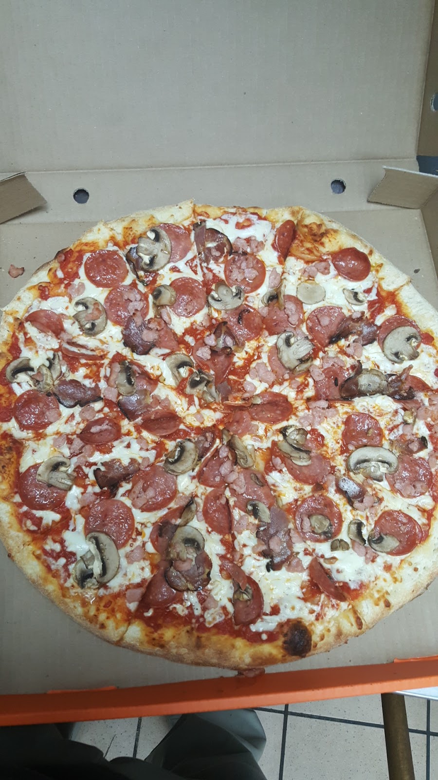 Pizza Pizza | 200 Franklin Blvd, Cambridge, ON N1R 8N8, Canada | Phone: (519) 658-1111
