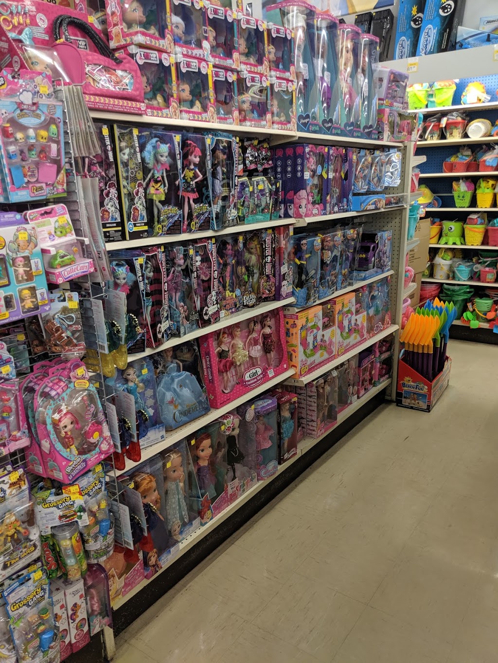 Magasin Korvette - Saint-Joseph-de-Beauce | Carrefour Saint-Joseph, 1021 Avenue du Palais, Saint-Joseph-de-Beauce, QC G0S 2V0, Canada | Phone: (418) 397-4250