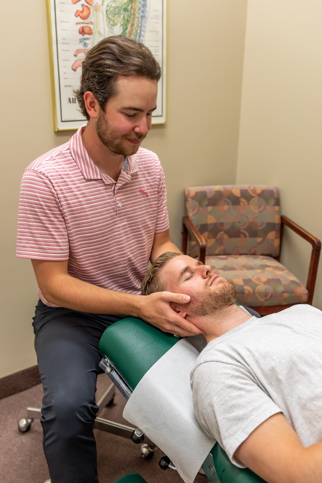 Young Chiropractic | 1 Mintleaf Gate Unit 10, Markham, ON L3P 5X4, Canada | Phone: (905) 904-2379