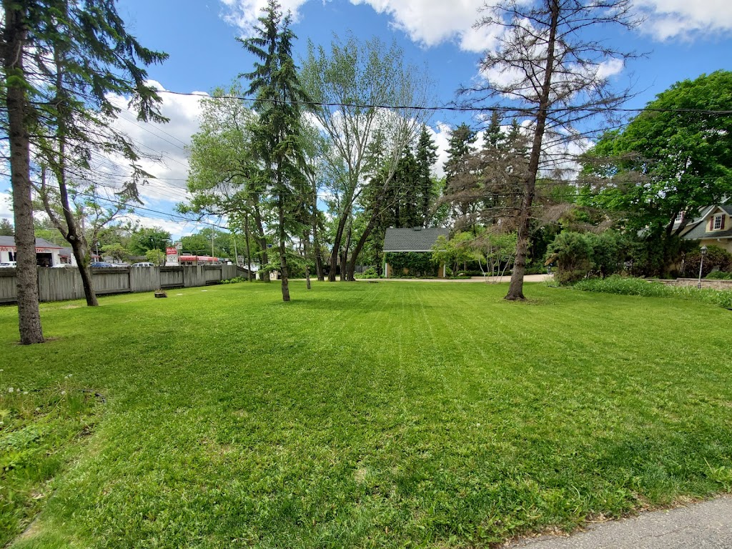 Lawn Master | 1858 Loudoun Rd, Winnipeg, MB R3S 1A4, Canada | Phone: (204) 952-7796