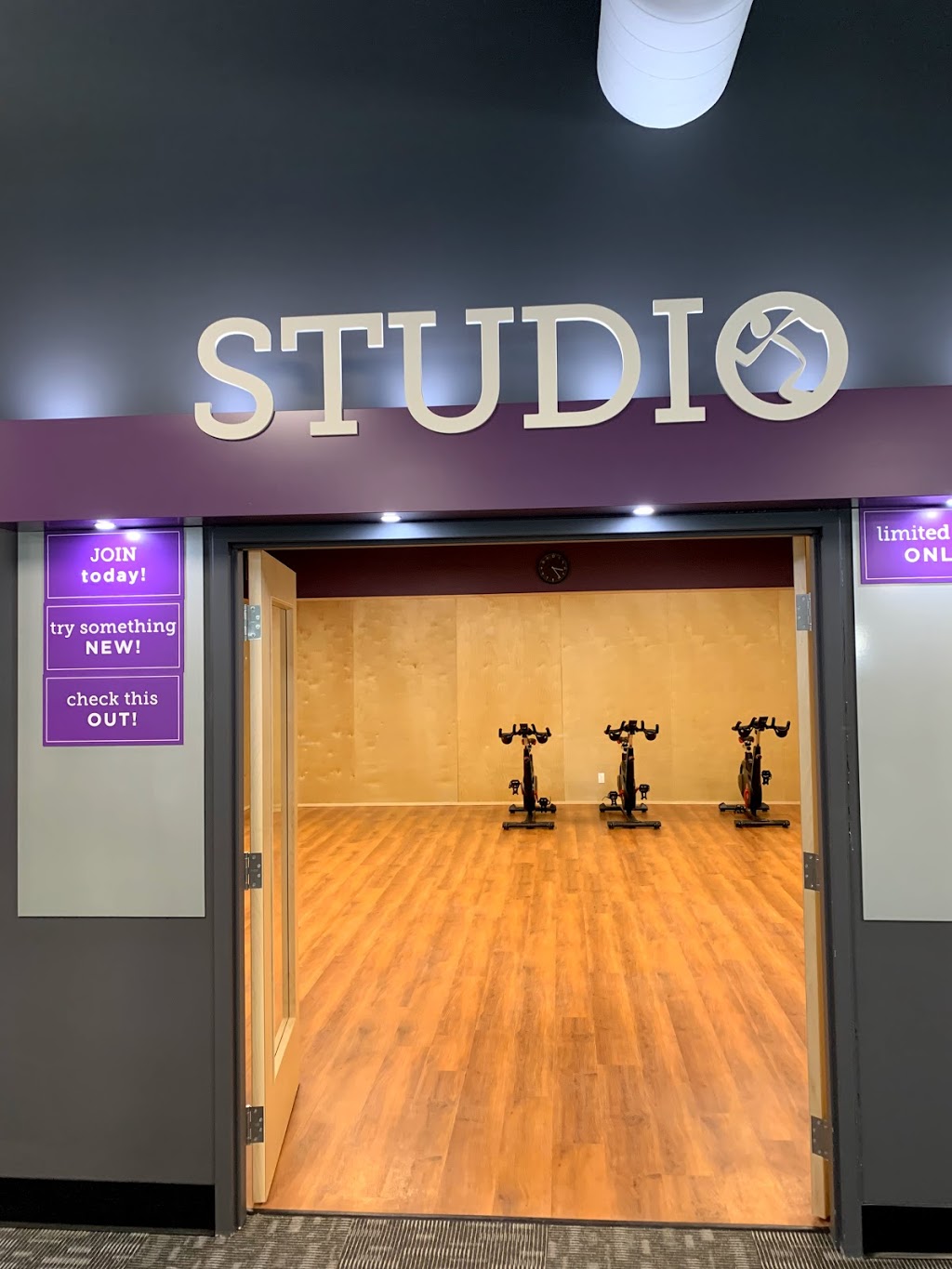 Anytime Fitness | 826 Island Hwy W #11, Parksville, BC V9B 2P7, Canada | Phone: (250) 586-5228