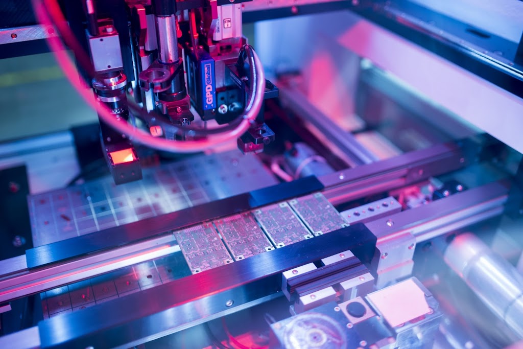 Dynamic Source Manufacturing | 6285 76 Ave SE #130, Calgary, AB T2C 5L9, Canada | Phone: (403) 516-1888