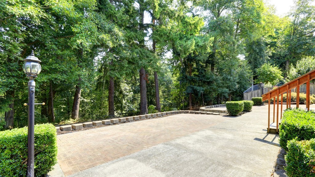 Belleville Custom Concrete | 53 Melrose Crescent, Belleville, ON K8N 1X7, Canada | Phone: (613) 902-1874