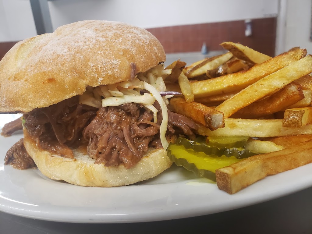 Twisted Pantry Bistro & Catering | 101 3 St SW, Sundre, AB T0M 1X0, Canada | Phone: (403) 638-2700
