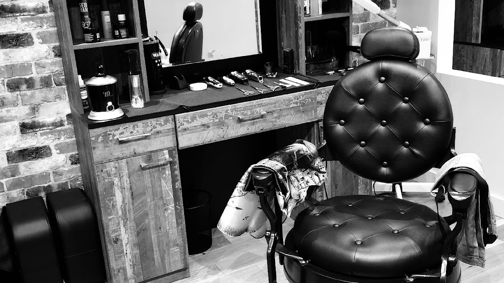 Esquire Barbier Barber Shop | 1284 Av. Bernard, Outremont, QC H2V 1V9, Canada | Phone: (514) 360-0417