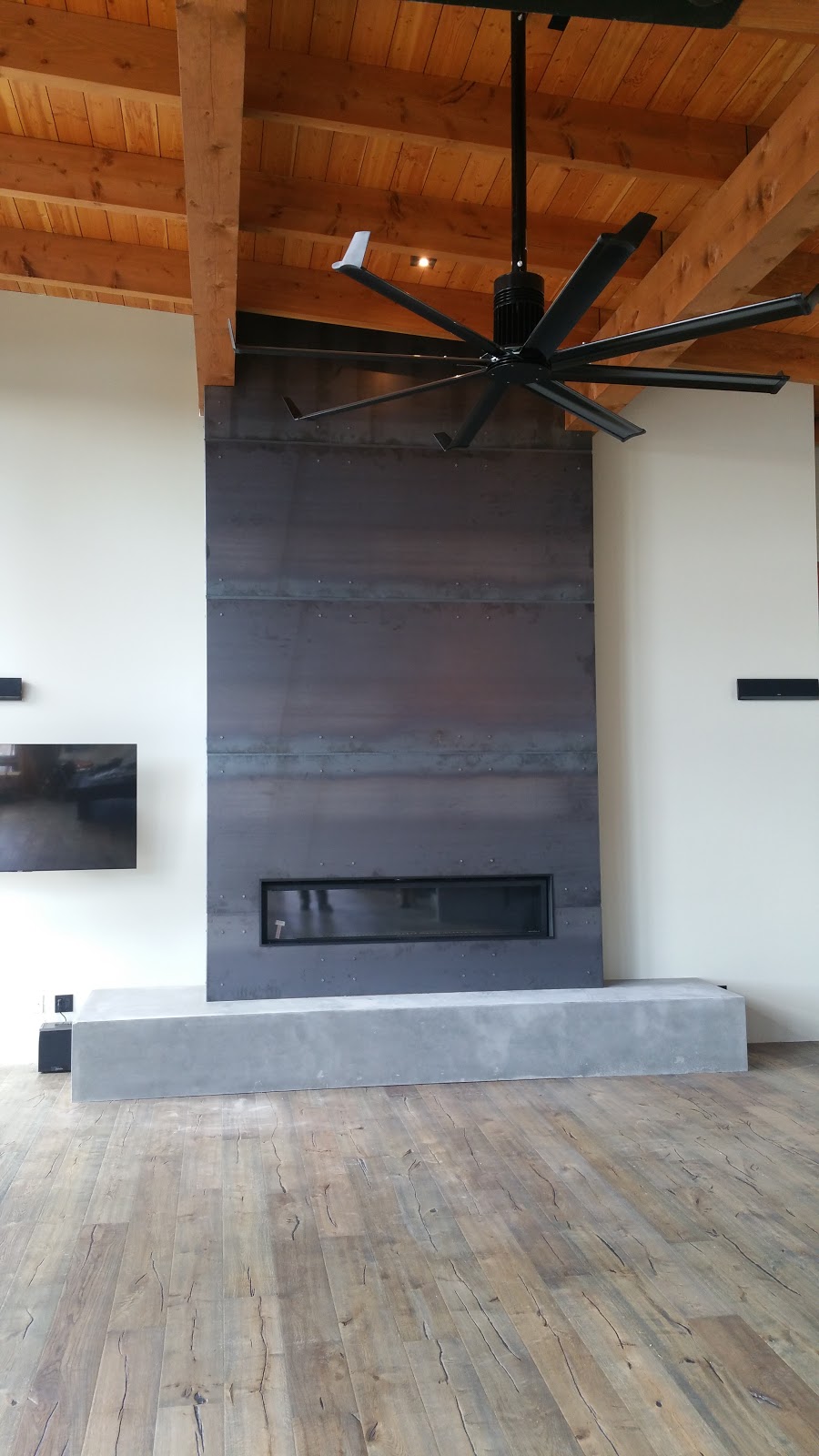 Maverick Industries | 30005 Hwy #3, Morden, MB R6M 1B3, Canada | Phone: (204) 822-3100
