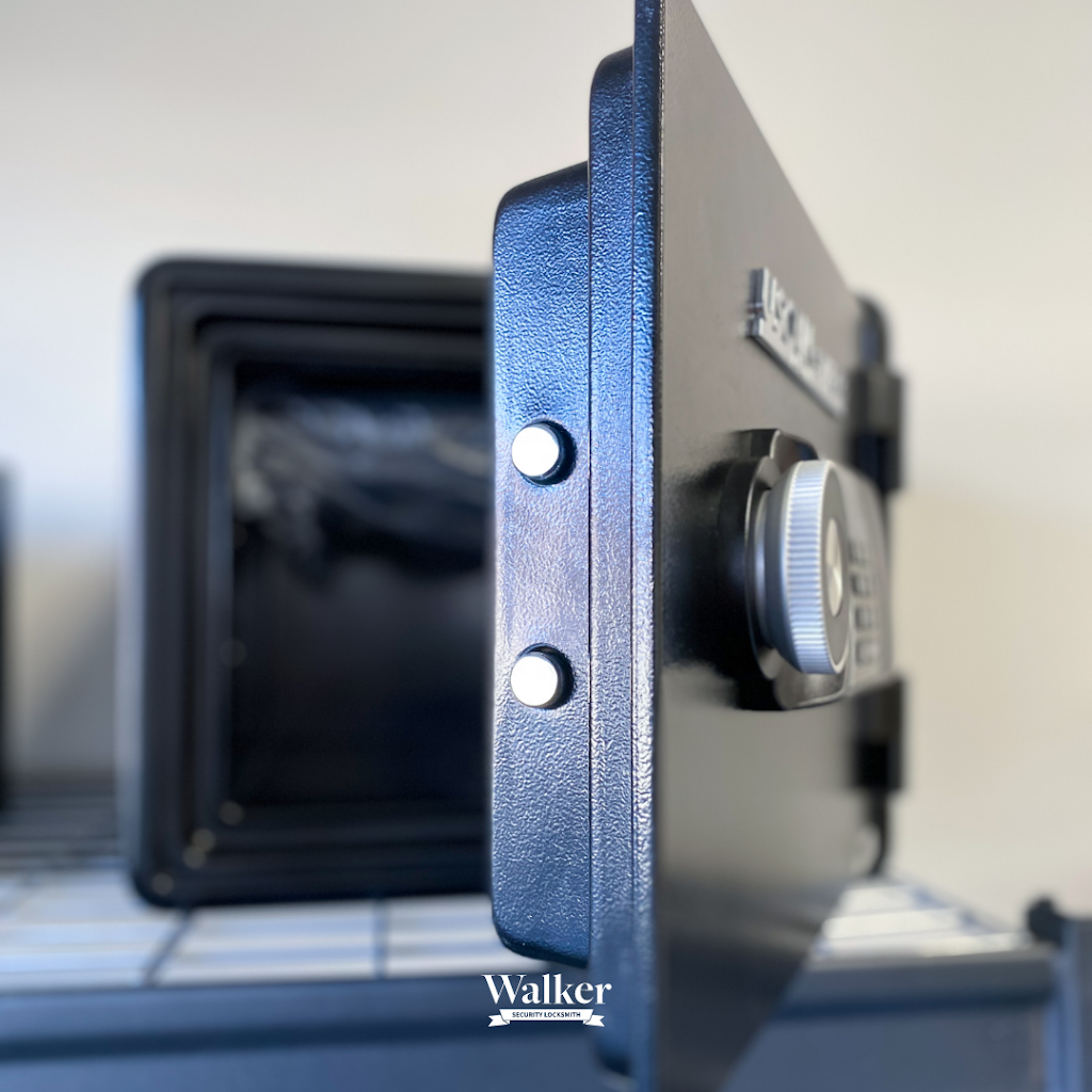 Walker Security Locksmith | 4056 Meadowbrook Dr Unit 106, London, ON N6L 1E1, Canada | Phone: (519) 672-1900