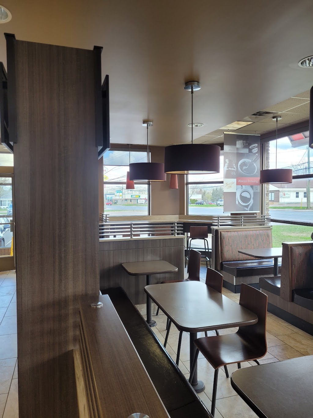 Tim Hortons | 1812 Mountain Rd, Moncton, NB E1G 1A9, Canada | Phone: (506) 862-7651