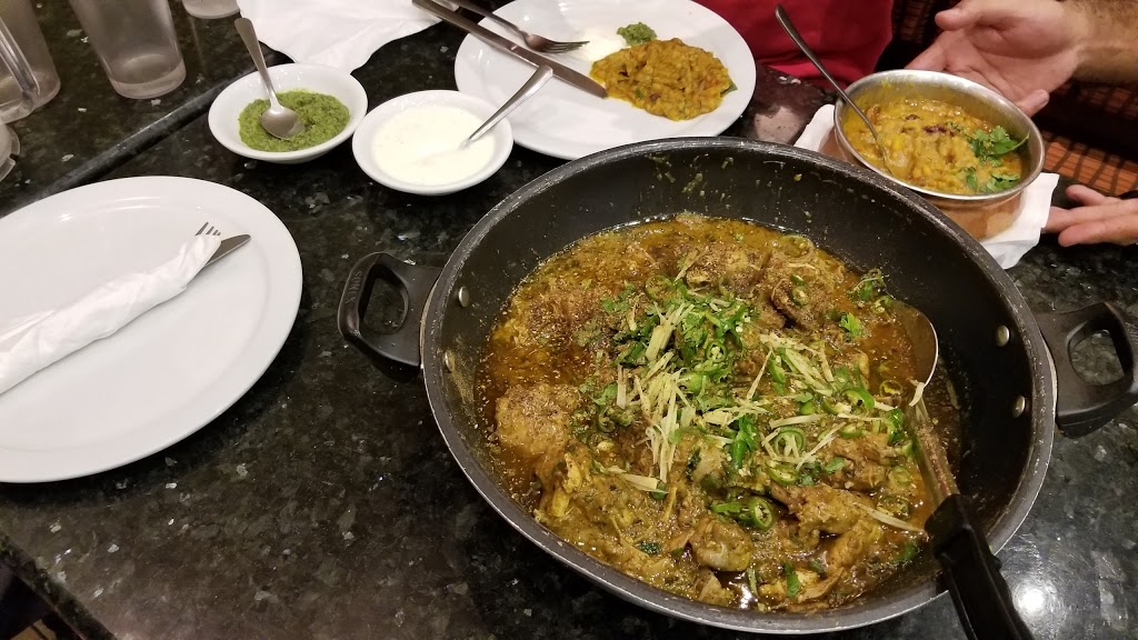 Zaaffran kitchen | 5618 Tenth Line W, Mississauga, ON L5M 7L9, Canada | Phone: (905) 812-2218