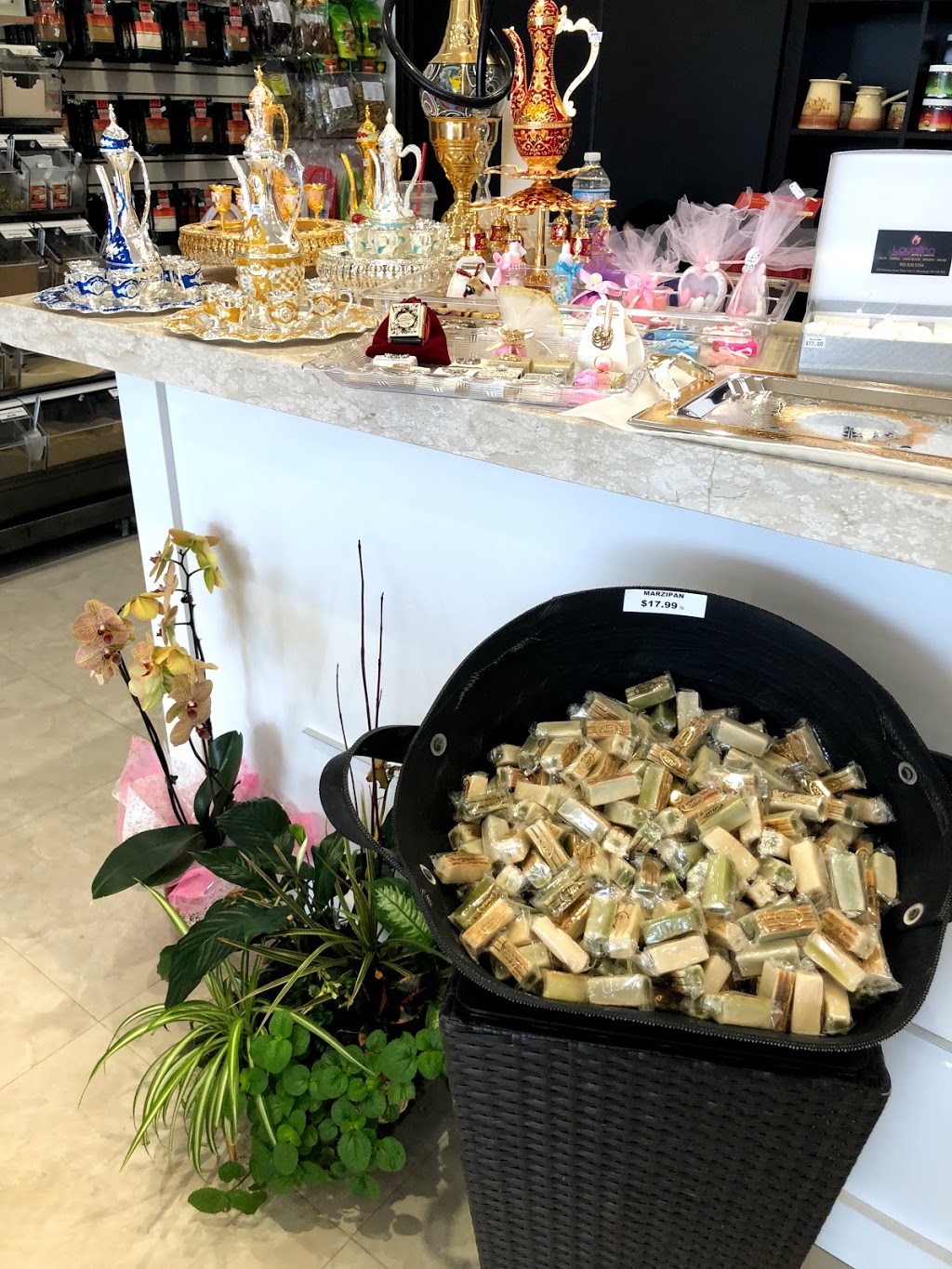 Layalina Nuts and Coffee | 2273 Dundas St W unit 7, Mississauga, ON L5K 2L8, Canada | Phone: (905) 820-5334