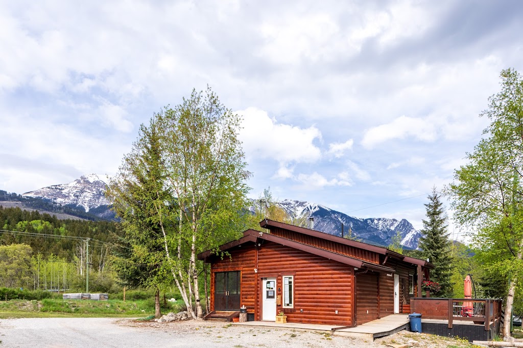 Quinn Creek Campground | 4430 BC-95, Parson, BC BC V0A 1L0, Canada | Phone: (250) 348-2252