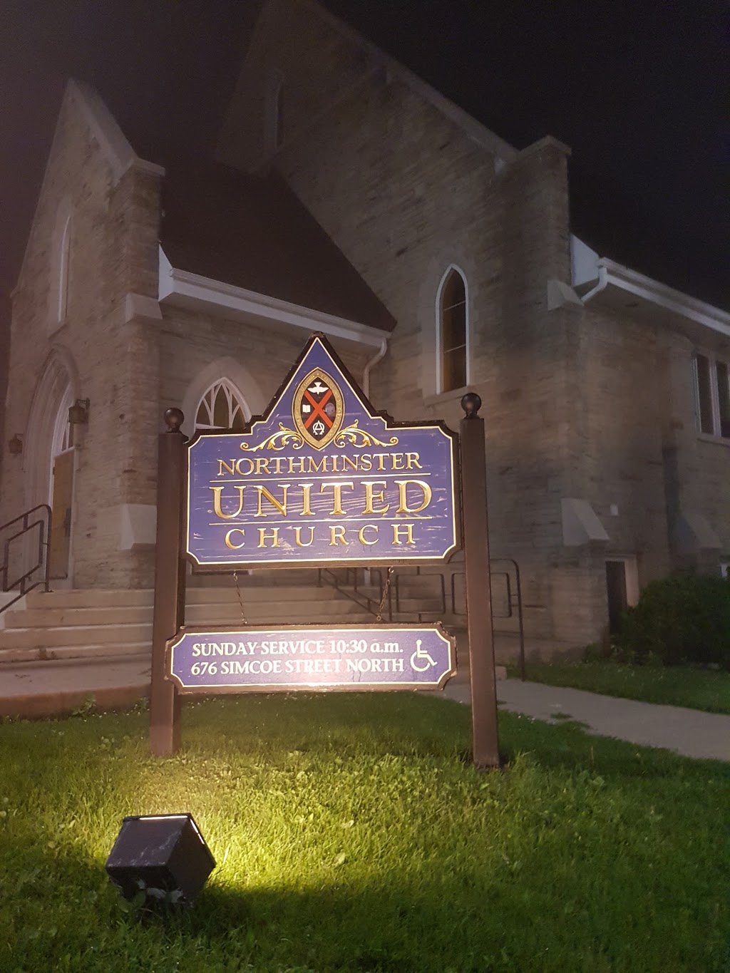 Northminster United Church | church | 676 Simcoe St N, Oshawa, ON L1G 4V7, Canada | 9057254133 OR +1 905-725-4133