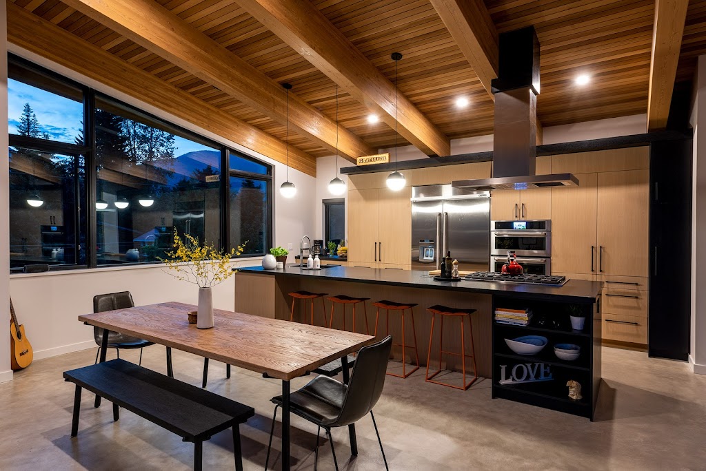 Golden Spruce General Contractor corp. | 1340 Mount Fee Rd, Whistler, BC V8E 1P1, Canada | Phone: (418) 618-2214
