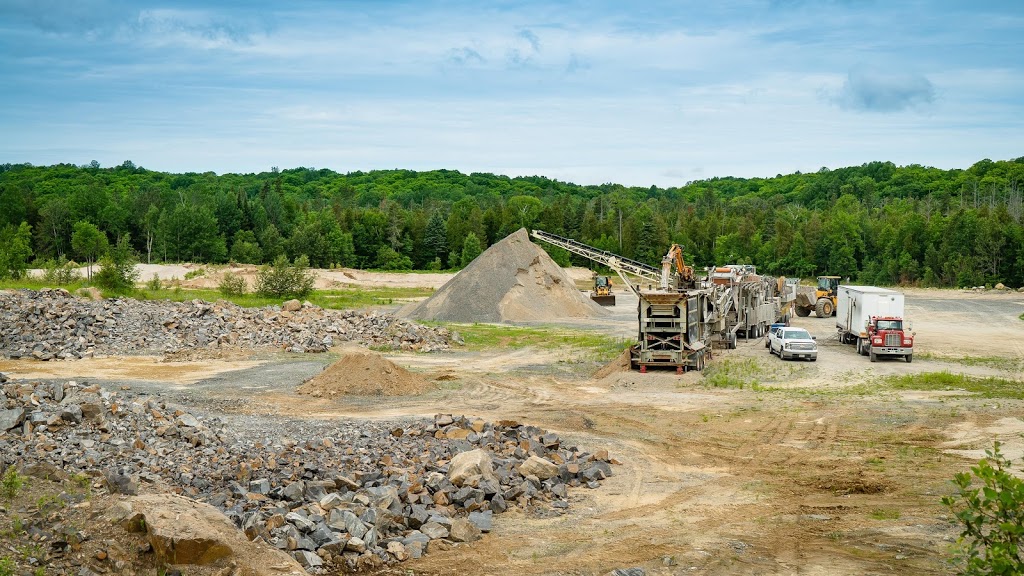 Tripp Excavating and Aggregates | 62 Tripps Rd, Gilmour, ON K0L 1W0, Canada | Phone: (613) 553-4440