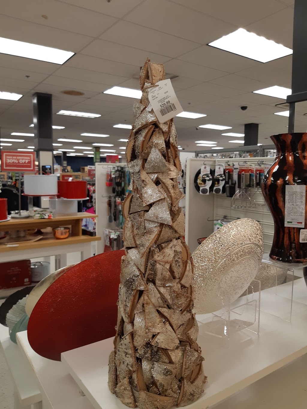 Marshalls | 900 Dufferin St, Toronto, ON M6H 4A9, Canada | Phone: (416) 516-7290