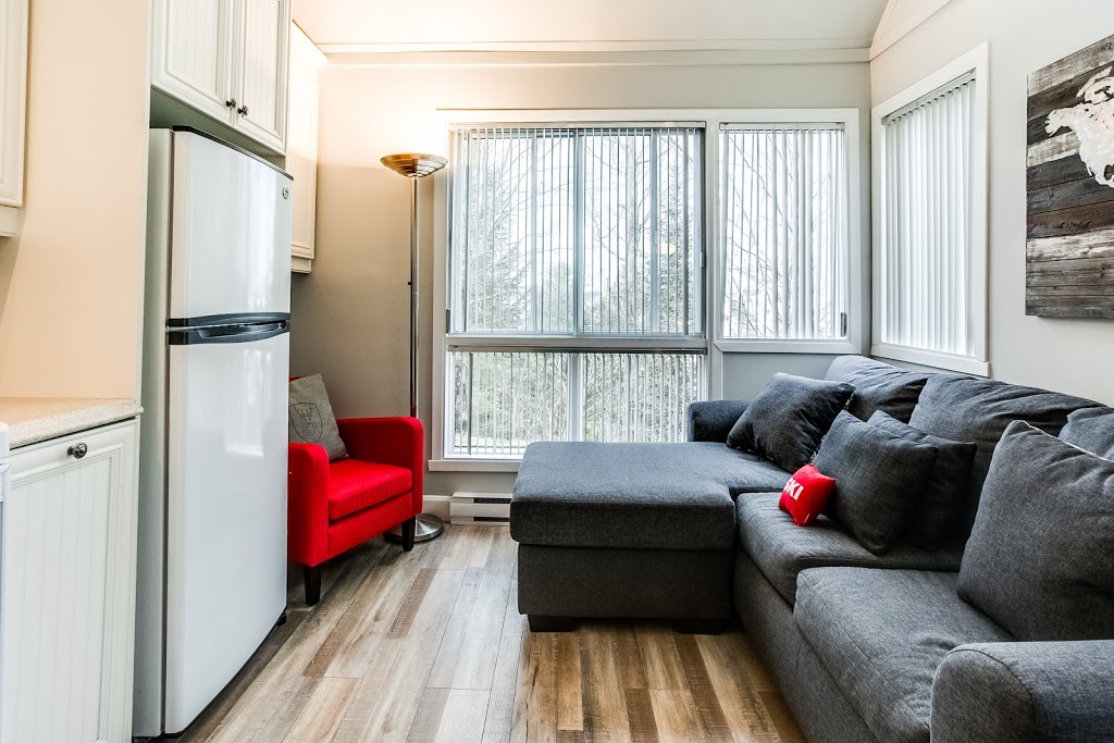 Le Villageois Condos Mont-Tremblant | 123-2173 Chemin au Pied de la Montagne, Mont-Tremblant, QC J8E 3M2, Canada | Phone: (514) 437-4000